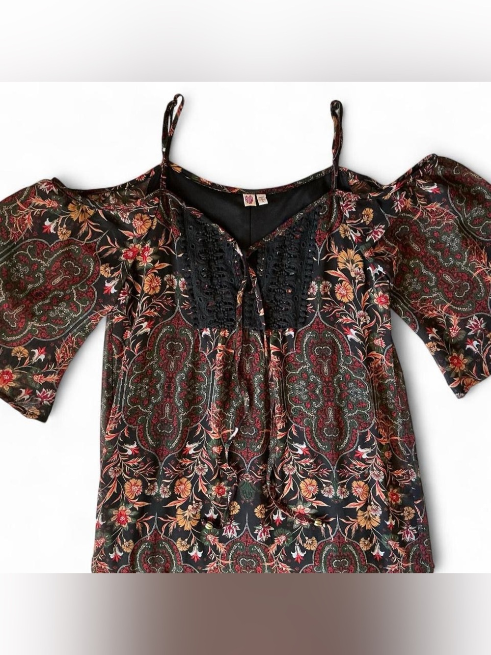 AUW Floral Cold Shoulder Dress